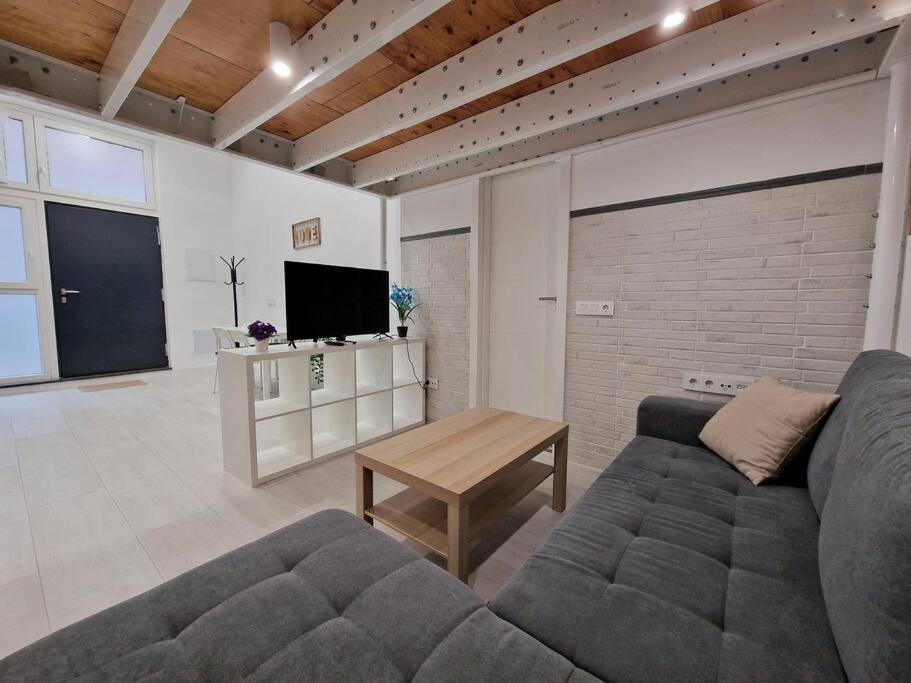 Seco Calle, Precisos Loft Super Equipado Cerca De Metro Pacifico Madrid Ngoại thất bức ảnh