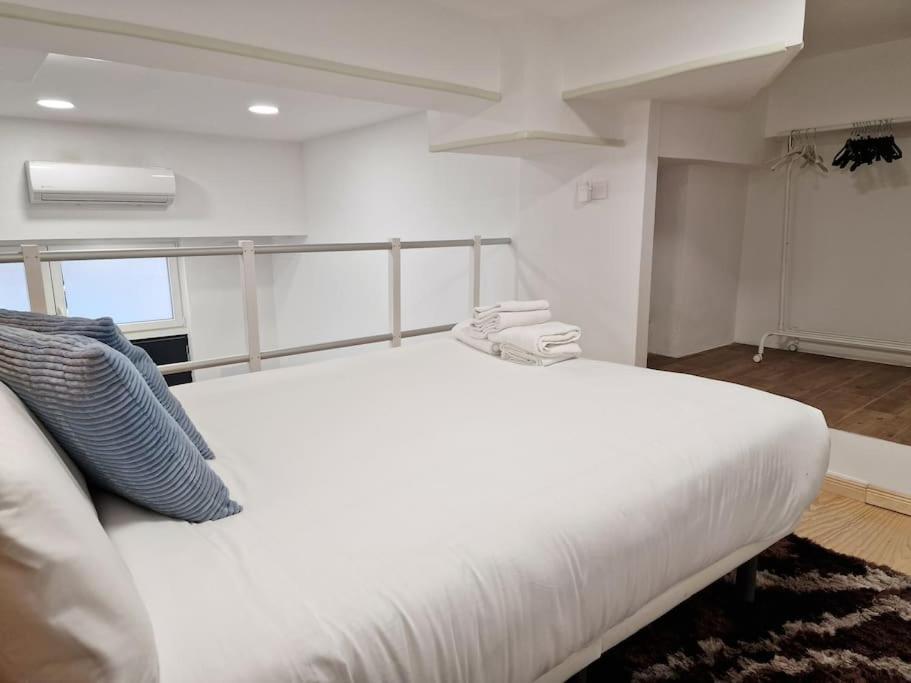 Seco Calle, Precisos Loft Super Equipado Cerca De Metro Pacifico Madrid Ngoại thất bức ảnh
